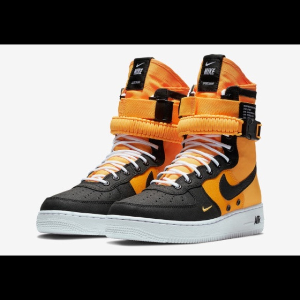 Nike SF AF1 HI (only one on posh)